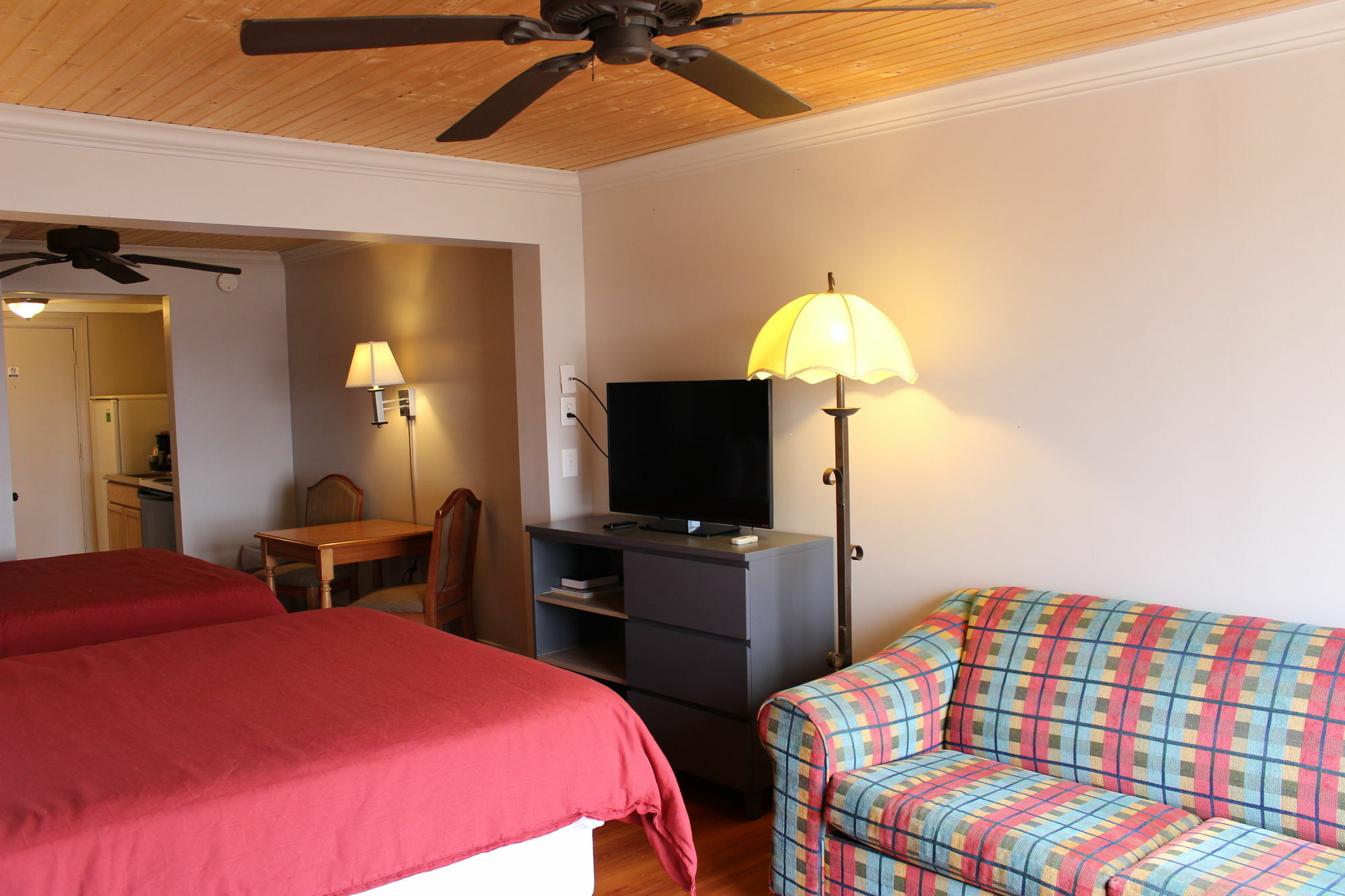 Garden City Inn المظهر الخارجي الصورة